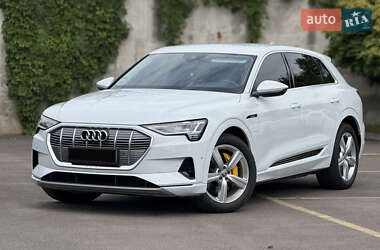Внедорожник / Кроссовер Audi e-tron 2021 в Ровно