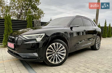 Внедорожник / Кроссовер Audi e-tron 2019 в 