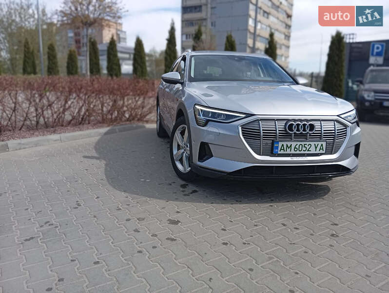 Позашляховик / Кросовер Audi e-tron 2019 в Житомирі фото 9 Позашляховик / Кросовер Audi e-tron 2019 в Житомирі