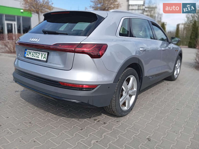Позашляховик / Кросовер Audi e-tron 2019 в Житомирі фото 11 Позашляховик / Кросовер Audi e-tron 2019 в Житомирі