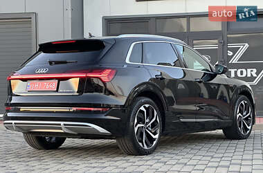 Внедорожник / Кроссовер Audi e-tron 2021 в 