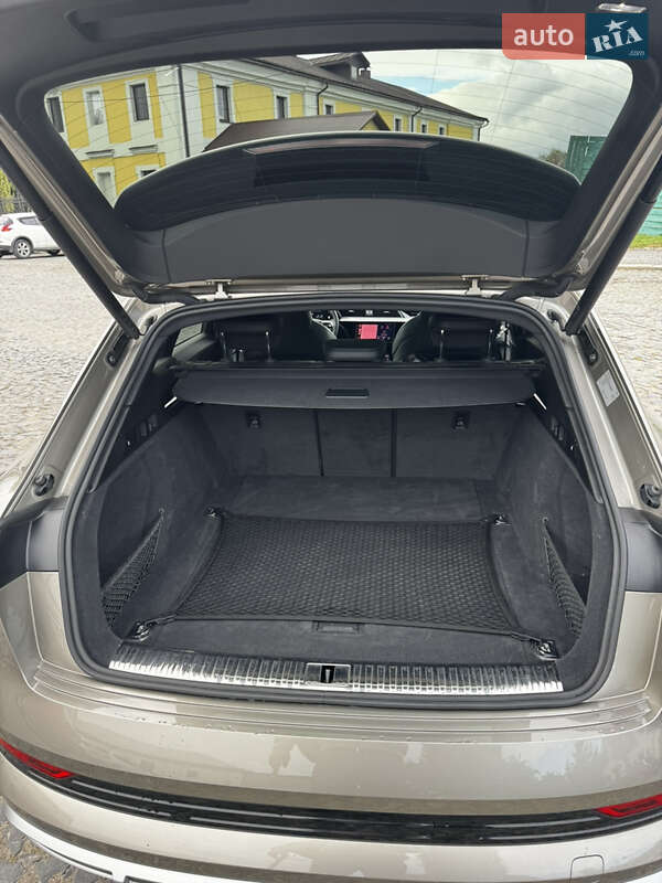 Внедорожник / Кроссовер Audi e-tron 2021 в Луцке