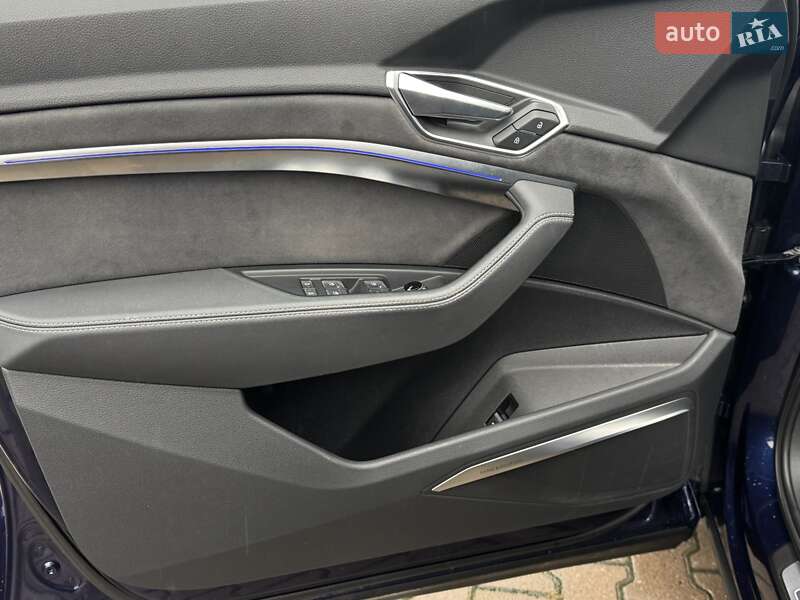Внедорожник / Кроссовер Audi e-tron 2021 в Черновцах