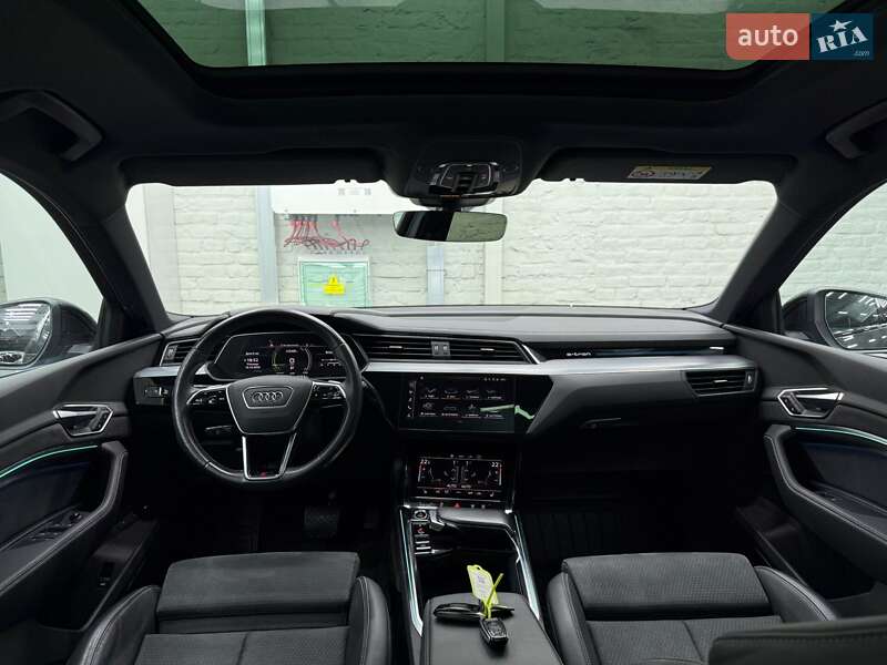Внедорожник / Кроссовер Audi e-tron 2021 в Луцке