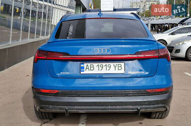 Позашляховик / Кросовер Audi e-tron 2020 в 