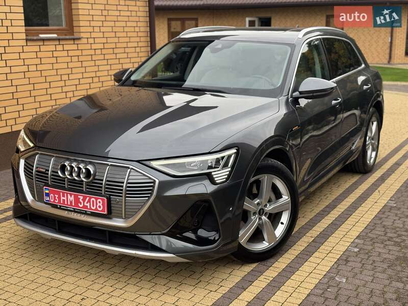 Внедорожник / Кроссовер Audi e-tron 2022 в Луцке