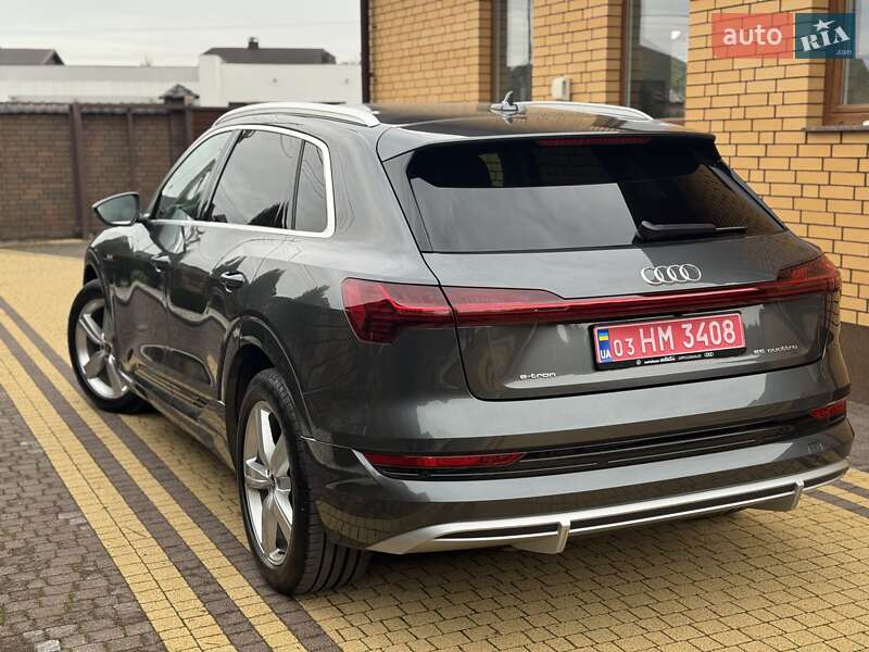 Внедорожник / Кроссовер Audi e-tron 2022 в Луцке