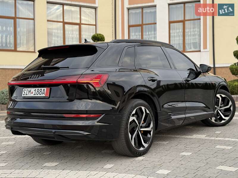 Внедорожник / Кроссовер Audi e-tron 2022 в Дрогобыче фото 118 Внедорожник / Кроссовер Audi e-tron 2022 в Дрогобыче
