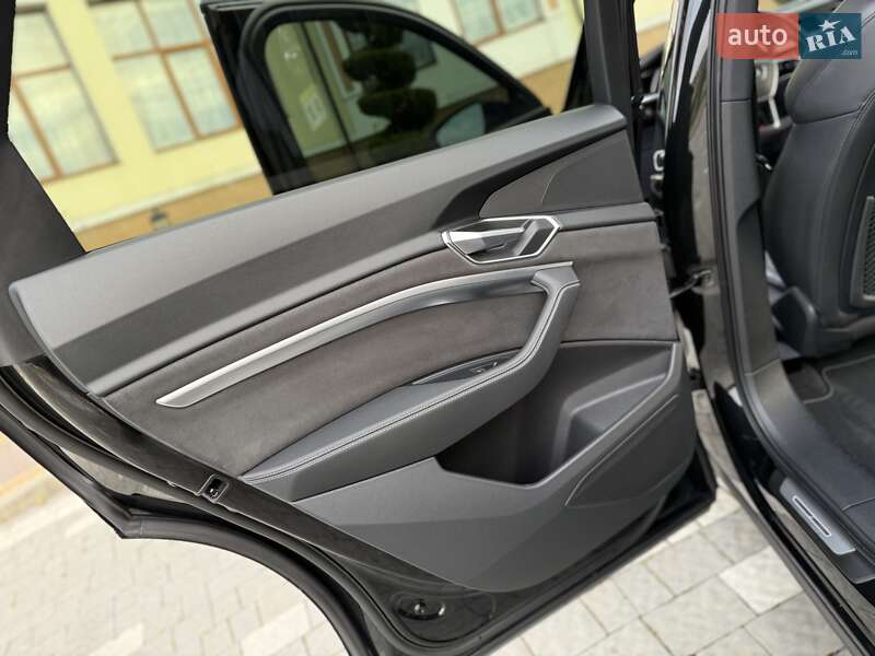 Внедорожник / Кроссовер Audi e-tron 2022 в Дрогобыче фото 56 Внедорожник / Кроссовер Audi e-tron 2022 в Дрогобыче
