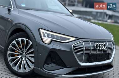 Внедорожник / Кроссовер Audi e-tron 2020 в 