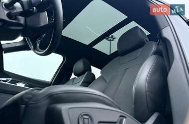Внедорожник / Кроссовер Audi e-tron 2020 в 