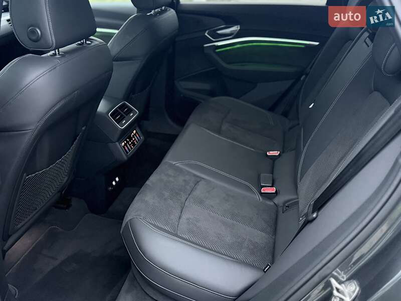 Позашляховик / Кросовер Audi e-tron 2020 в Львові