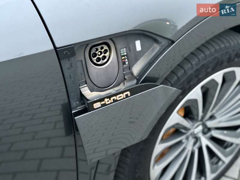 Позашляховик / Кросовер Audi e-tron 2020 в Львові