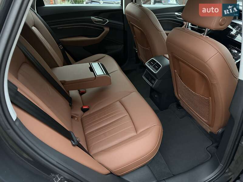 Позашляховик / Кросовер Audi e-tron 2021 в Коломиї
