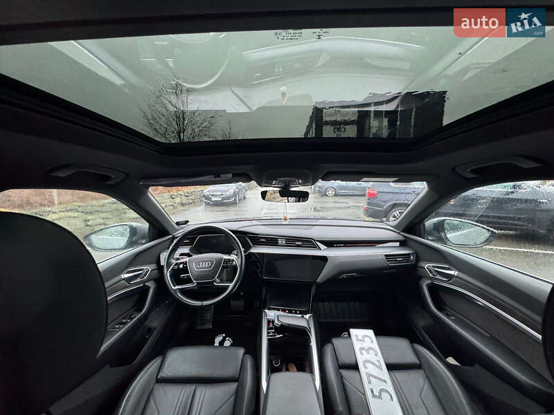 Позашляховик / Кросовер Audi e-tron 2019 в Чернівцях