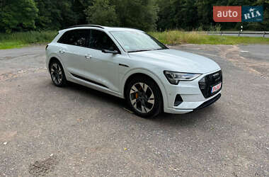 Внедорожник / Кроссовер Audi e-tron 2019 в Ужгороде