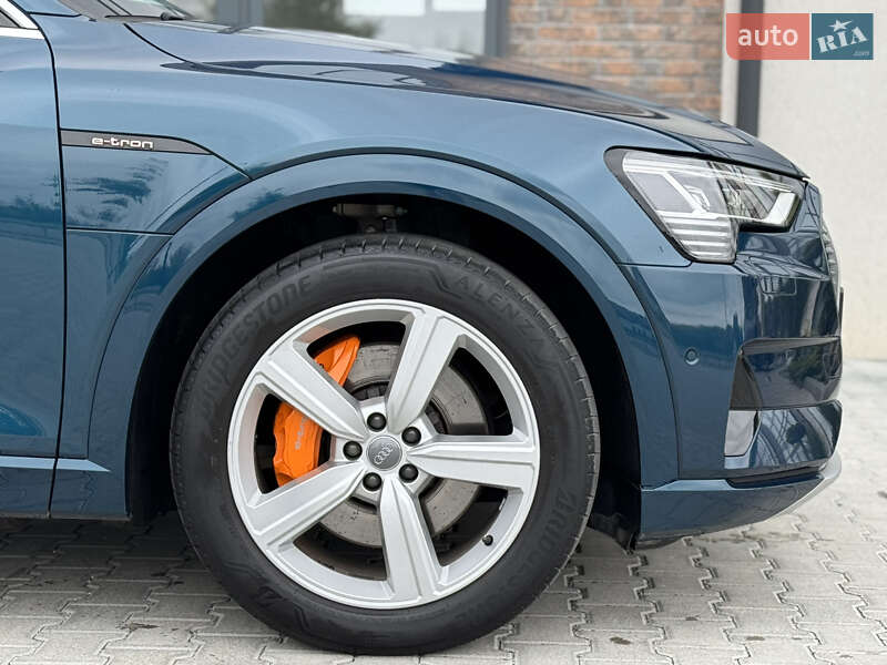 Внедорожник / Кроссовер Audi e-tron 2020 в Тернополе фото 21 Внедорожник / Кроссовер Audi e-tron 2020 в Тернополе