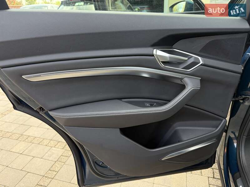 Внедорожник / Кроссовер Audi e-tron 2020 в Коломые