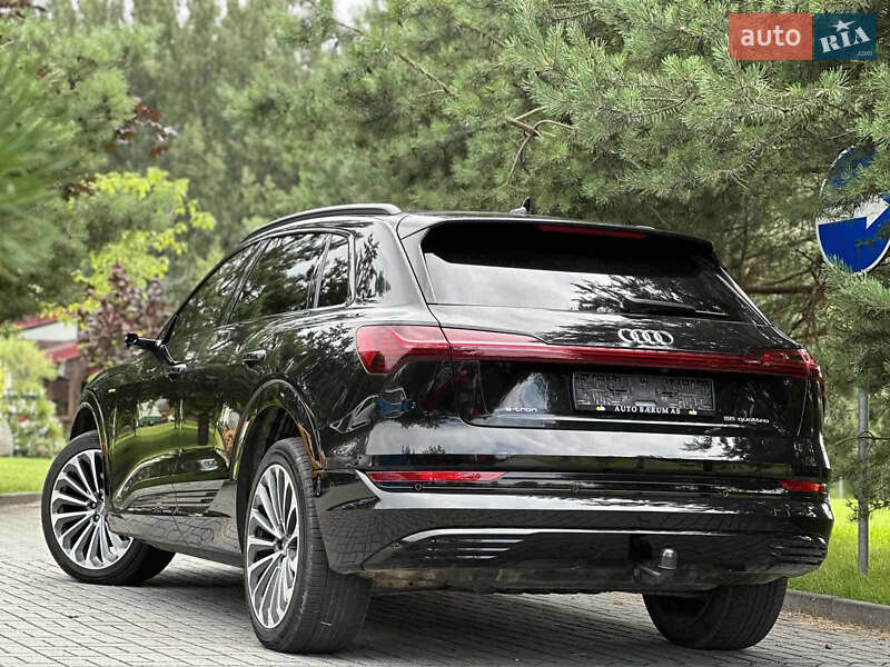 Внедорожник / Кроссовер Audi e-tron 2019 в Львове