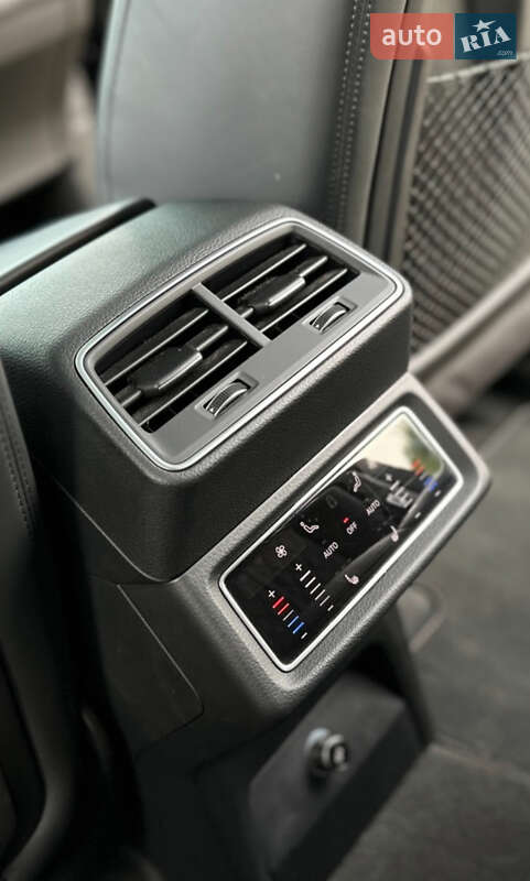 Внедорожник / Кроссовер Audi e-tron 2019 в Львове