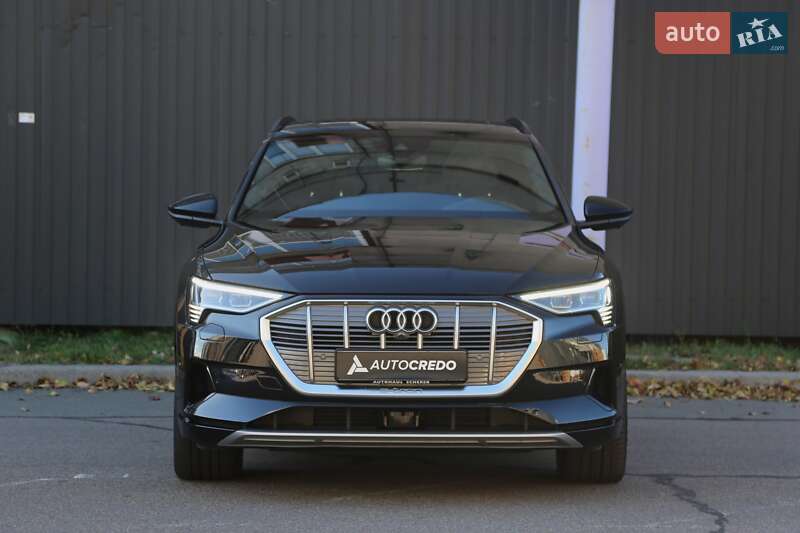 Позашляховик / Кросовер Audi e-tron 2019 в Києві