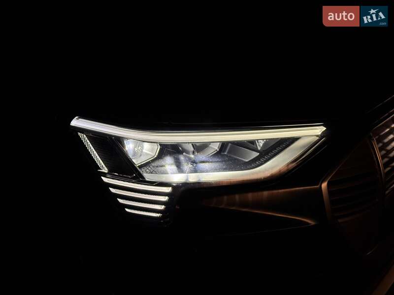 Позашляховик / Кросовер Audi e-tron 2021 в Коломиї