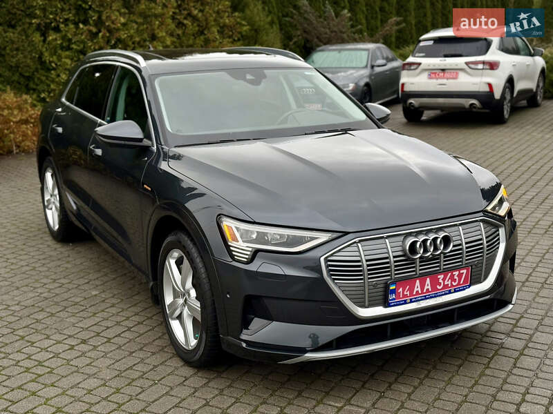 Внедорожник / Кроссовер Audi e-tron 2019 в Львове
