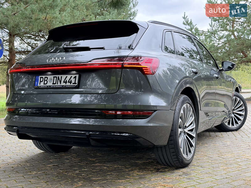 Позашляховик / Кросовер Audi e-tron 2020 в Дрогобичі