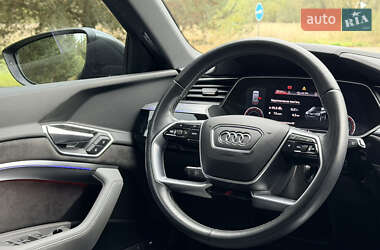 Позашляховик / Кросовер Audi e-tron 2020 в 