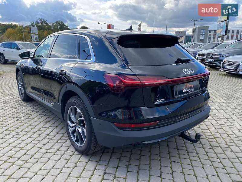 Позашляховик / Кросовер Audi e-tron 2022 в Львові