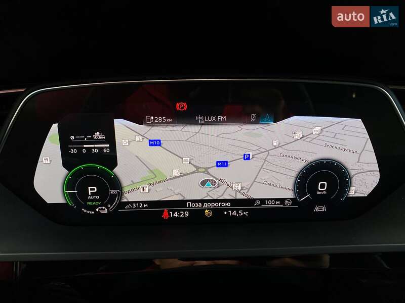 Позашляховик / Кросовер Audi e-tron 2022 в Львові