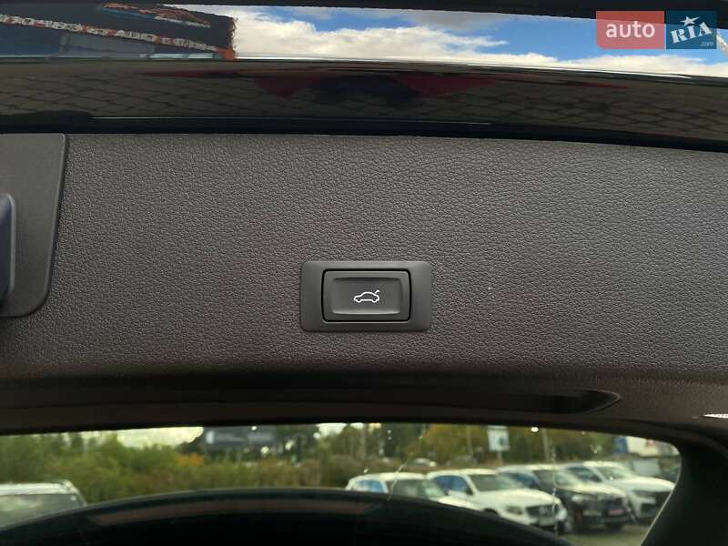 Позашляховик / Кросовер Audi e-tron 2022 в Львові