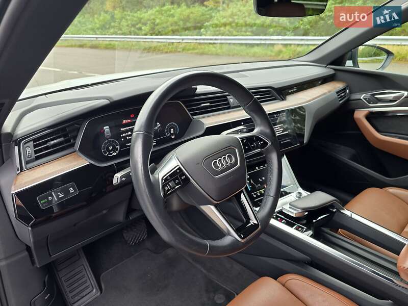 Внедорожник / Кроссовер Audi e-tron 2021 в Ковеле