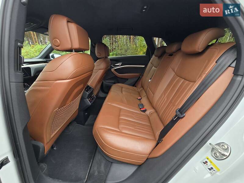 Внедорожник / Кроссовер Audi e-tron 2021 в Ковеле