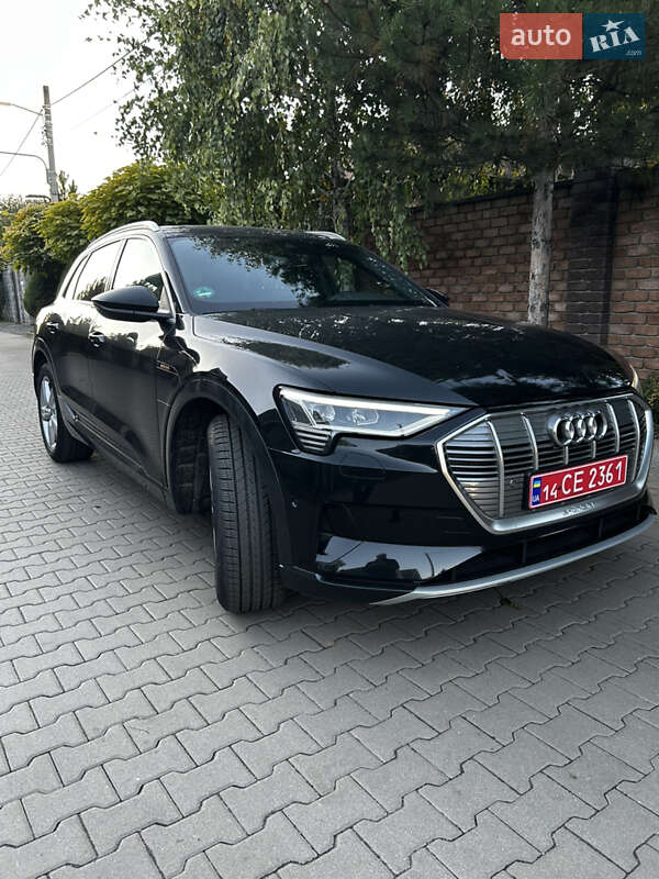 Позашляховик / Кросовер Audi e-tron 2023 в Києві