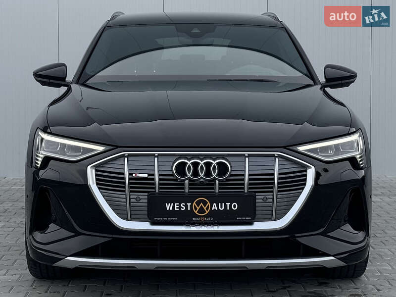 Внедорожник / Кроссовер Audi e-tron 2022 в Мукачево
