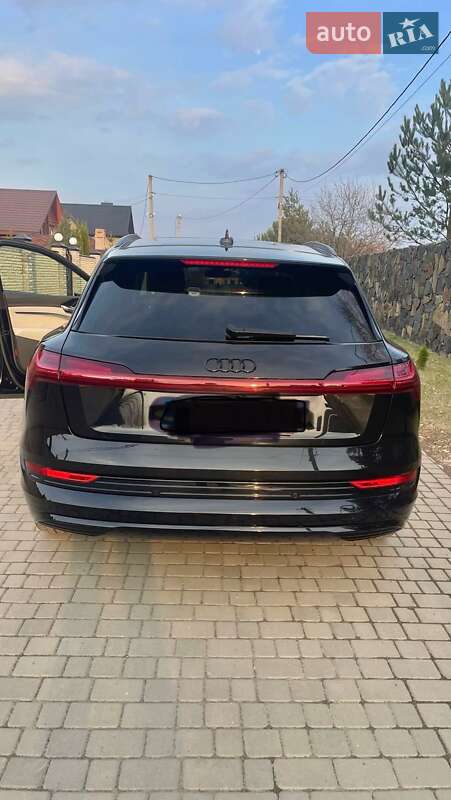 Позашляховик / Кросовер Audi e-tron 2019 в Луцьку