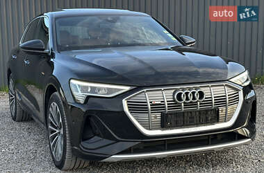 Позашляховик / Кросовер Audi e-tron 2020 в 