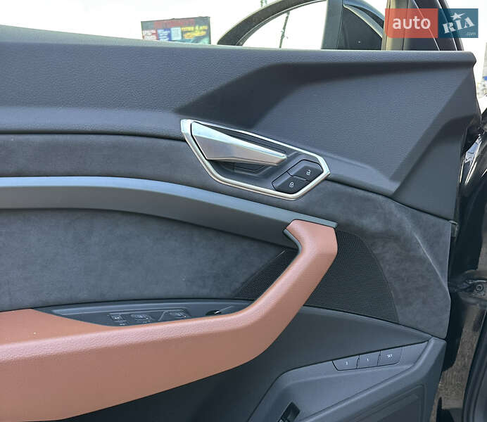 Позашляховик / Кросовер Audi e-tron 2020 в Львові