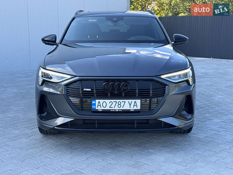 Позашляховик / Кросовер Audi e-tron 2020 в Мукачевому