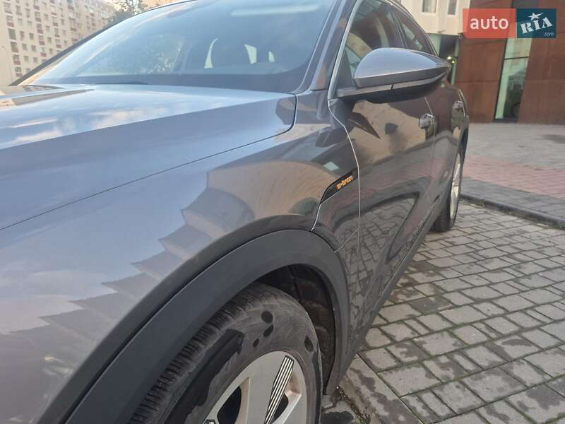 Позашляховик / Кросовер Audi e-tron 2020 в Хмельницькому