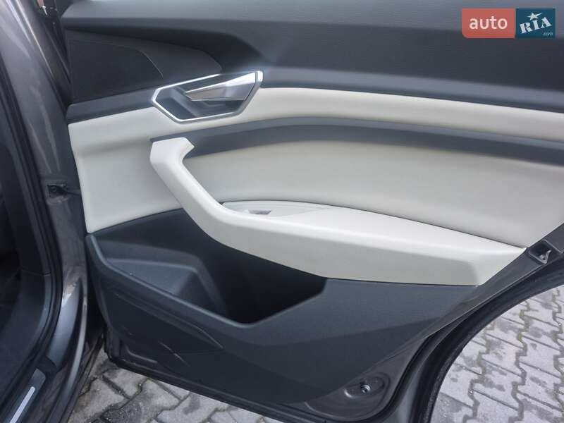 Позашляховик / Кросовер Audi e-tron 2020 в Хмельницькому