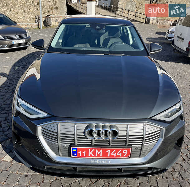 Внедорожник / Кроссовер Audi e-tron 2020 в Киеве