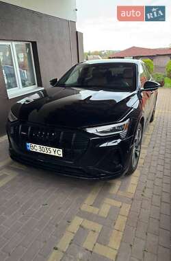 Позашляховик / Кросовер Audi e-tron 2022 в Львові