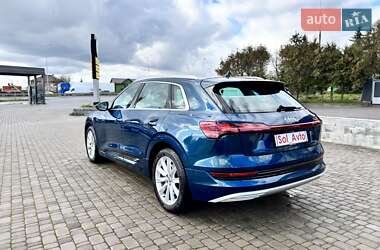 Внедорожник / Кроссовер Audi e-tron 2019 в 