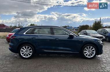 Внедорожник / Кроссовер Audi e-tron 2019 в 