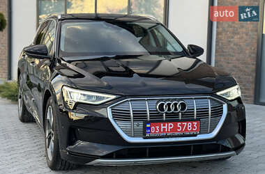 Внедорожник / Кроссовер Audi e-tron 2020 в 