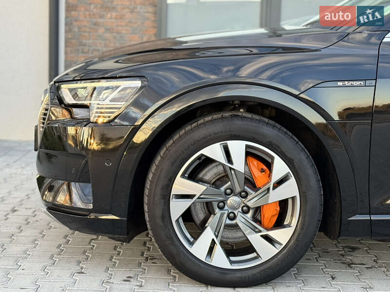 Позашляховик / Кросовер Audi e-tron 2020 в Тернополі