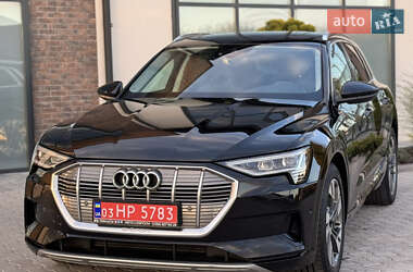 Внедорожник / Кроссовер Audi e-tron 2020 в 