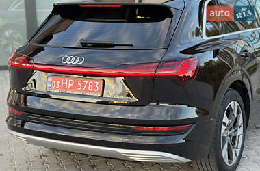 Внедорожник / Кроссовер Audi e-tron 2020 в 